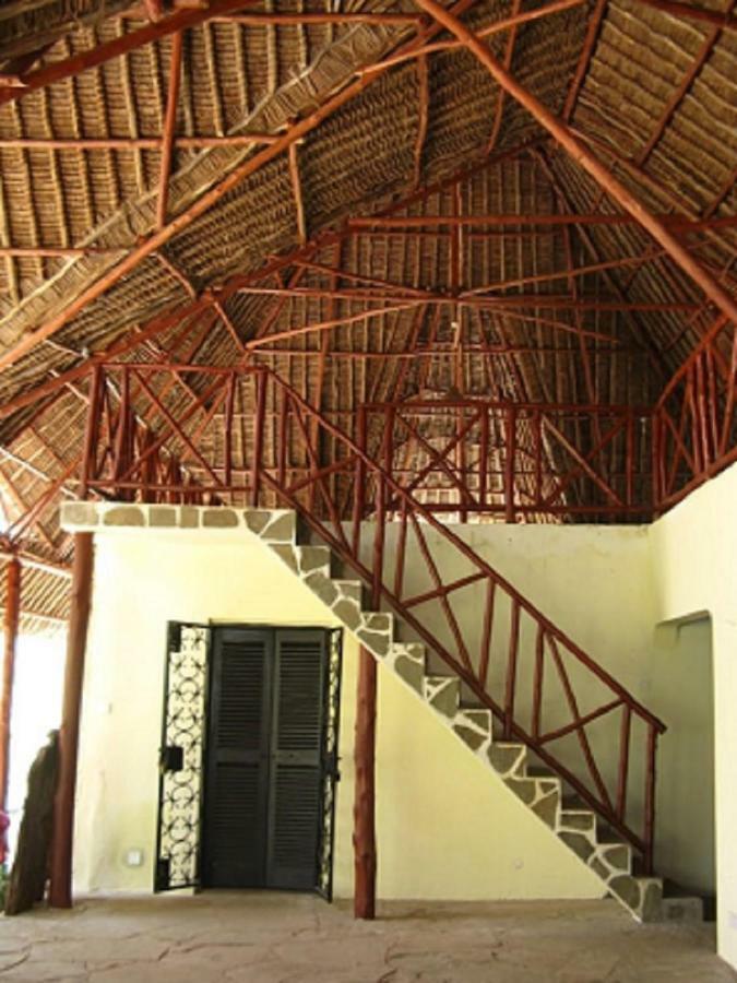 Kiloran Funzi House Bed & Breakfast Exterior photo